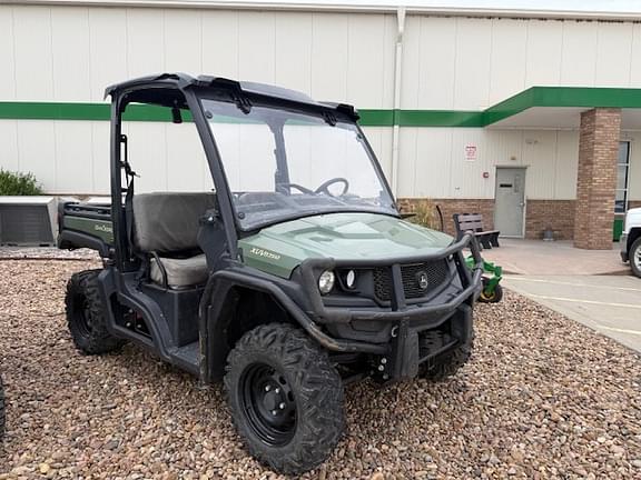 Image of John Deere XUV 835M equipment image 1