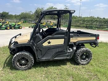 2021 John Deere XUV 835M Honor Edition Equipment Image0