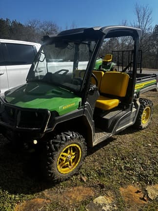 Image of John Deere XUV 835M equipment image 2