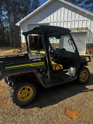 Image of John Deere XUV 835M equipment image 4