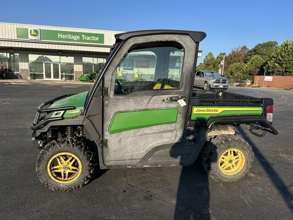 Image of John Deere XUV 835M equipment image 1