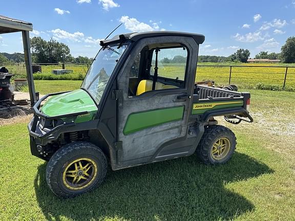 Image of John Deere XUV 835M Primary image