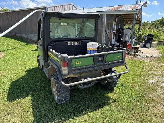 Image of John Deere XUV 835M equipment image 1