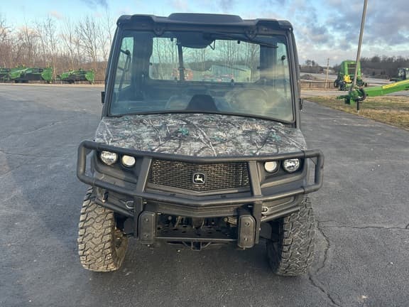 Image of John Deere XUV 835M equipment image 2