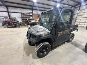 2021 John Deere XUV 835M Image