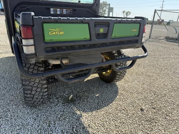 Image of John Deere XUV 835M equipment image 4