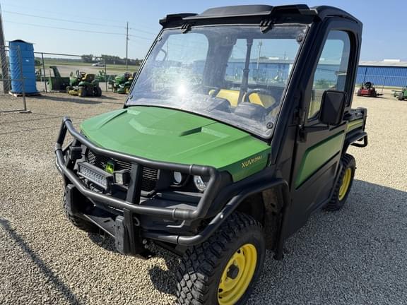 Image of John Deere XUV 835M equipment image 2