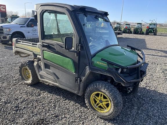 Image of John Deere XUV 835M equipment image 1