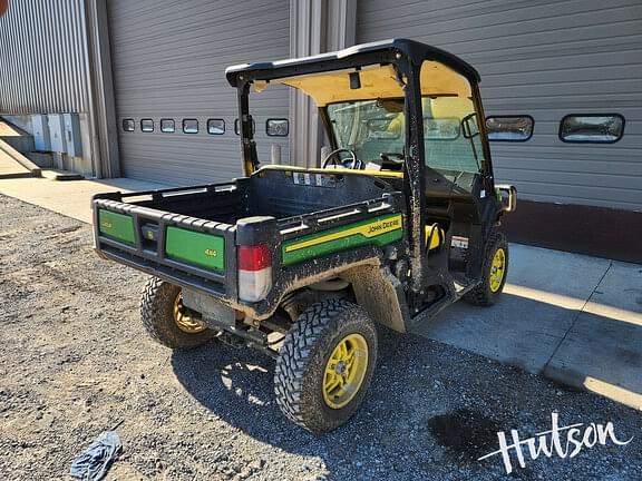 Image of John Deere XUV 835M equipment image 3