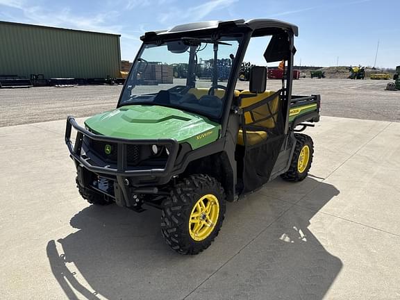 Image of John Deere XUV 835M Primary image
