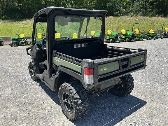 Image of John Deere XUV 835M equipment image 4