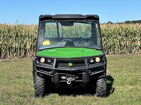 Image of John Deere XUV 835M equipment image 1