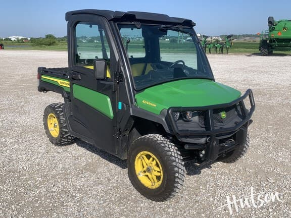 Image of John Deere XUV 835M Primary image