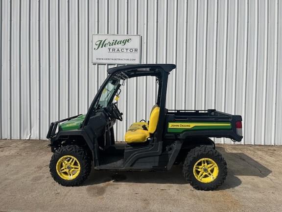 Image of John Deere XUV 835M equipment image 1