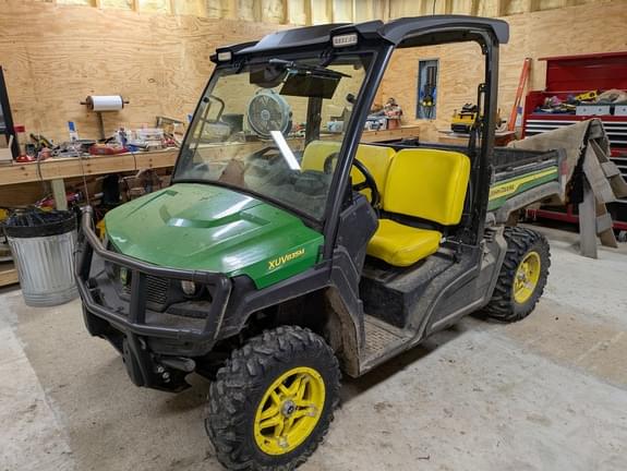 Image of John Deere XUV 835M Primary image