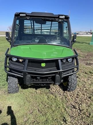 Image of John Deere XUV 835M equipment image 4