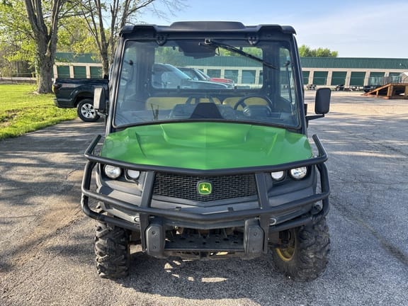 2021 John Deere XUV 835M Equipment Image0