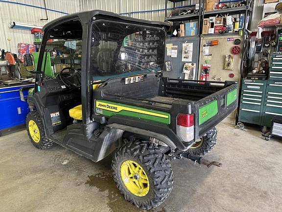 Image of John Deere XUV 835M equipment image 4