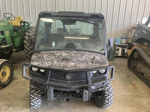 Image of John Deere XUV 835M equipment image 1