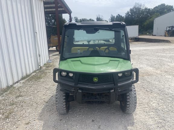Image of John Deere XUV 835M equipment image 3