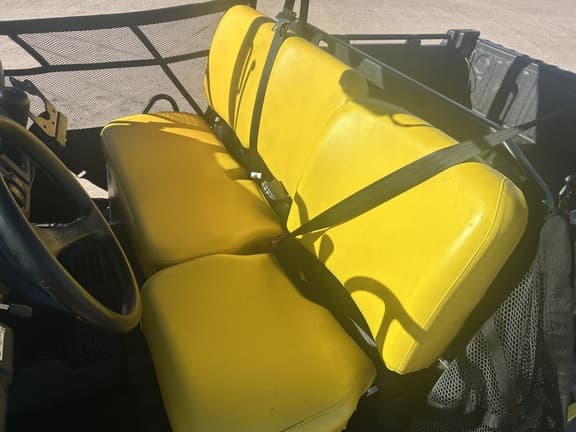 Image of John Deere XUV 835M equipment image 3