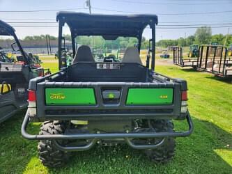 Image of John Deere XUV 835M equipment image 3