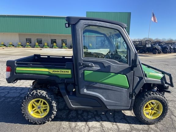 Main image John Deere XUV 835M