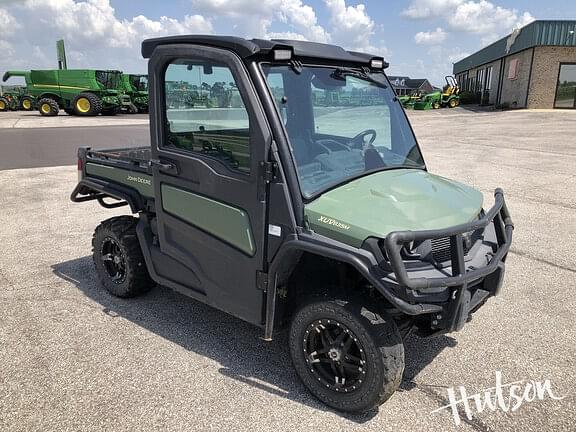 Image of John Deere XUV 835M Primary image