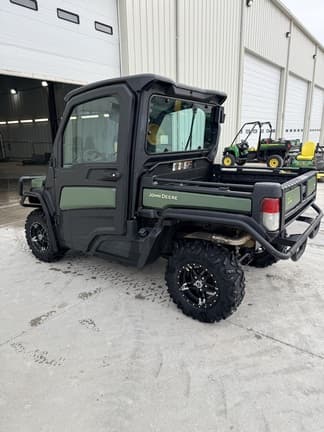 Image of John Deere XUV 835M equipment image 1