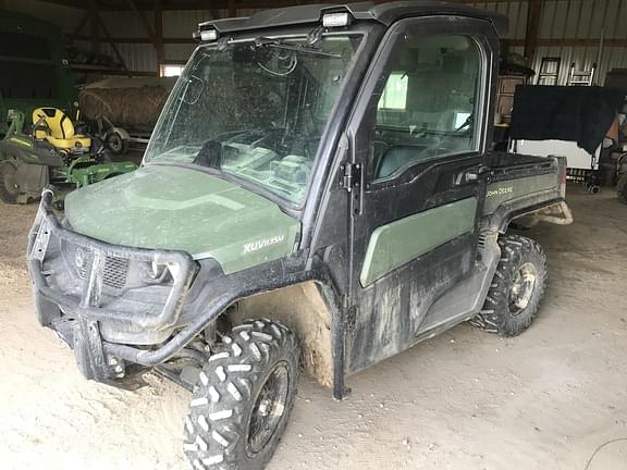 Image of John Deere XUV 835M Primary image