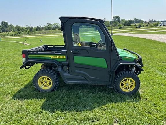 Image of John Deere XUV 835M equipment image 3