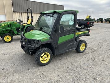 Main image John Deere XUV 835R