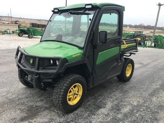 Main image John Deere XUV 835R