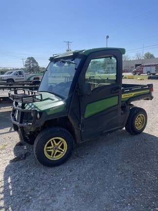 Image of John Deere XUV 835R equipment image 1