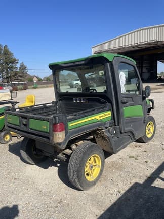 Image of John Deere XUV 835R equipment image 3