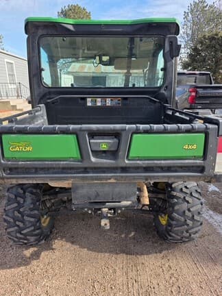 Image of John Deere XUV 835R equipment image 1