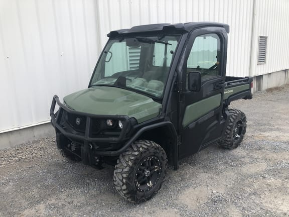 Main image John Deere XUV 835R
