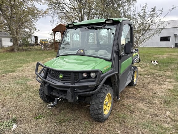 Main image John Deere XUV 835R