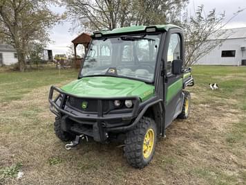 Main image John Deere XUV 835R