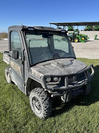 Image of John Deere XUV 835R equipment image 1