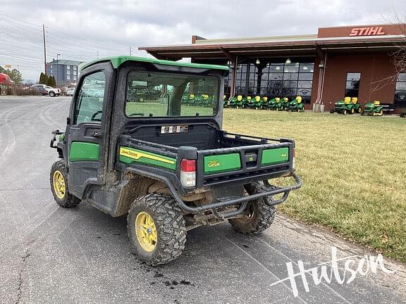 Image of John Deere XUV 835R equipment image 2