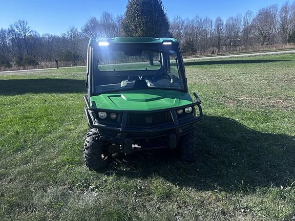 Image of John Deere XUV 835R equipment image 3