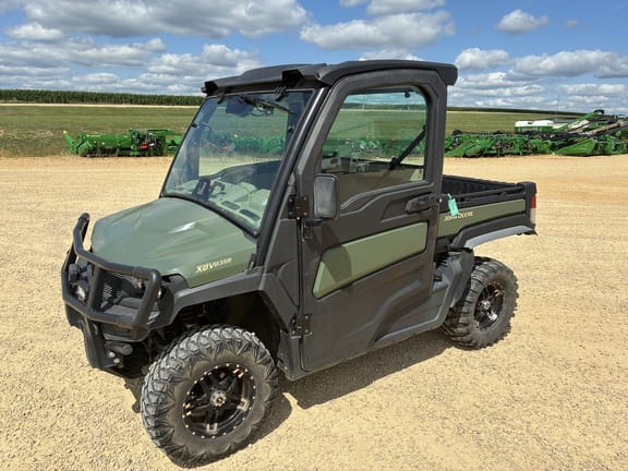 Main image John Deere XUV 835R