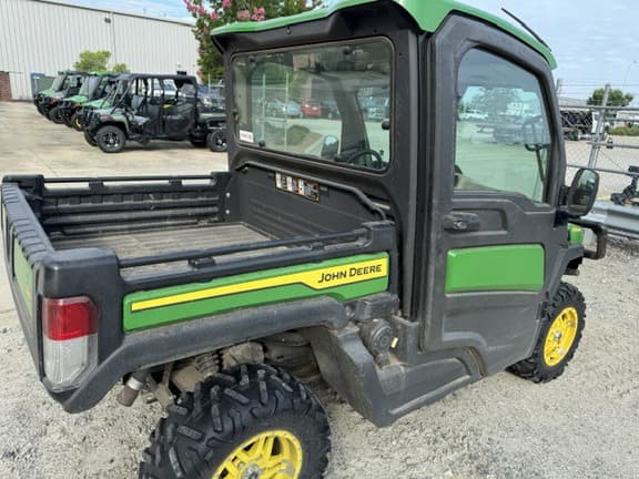 Image of John Deere XUV 835R equipment image 3