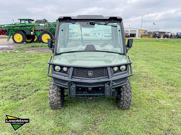 Image of John Deere XUV 835R equipment image 1