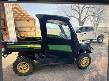 Main image John Deere XUV 835R