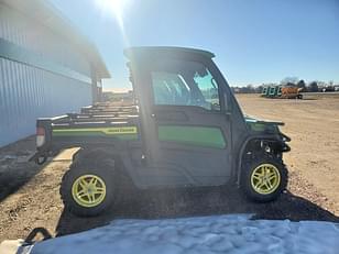 Main image John Deere XUV 835R 11