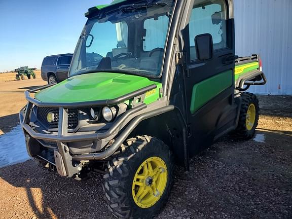 Image of John Deere XUV 835R equipment image 2