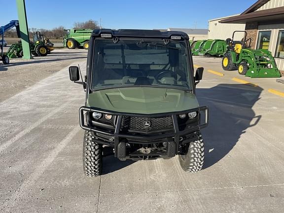 Image of John Deere XUV 835R equipment image 1