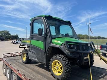 Main image John Deere XUV 835R